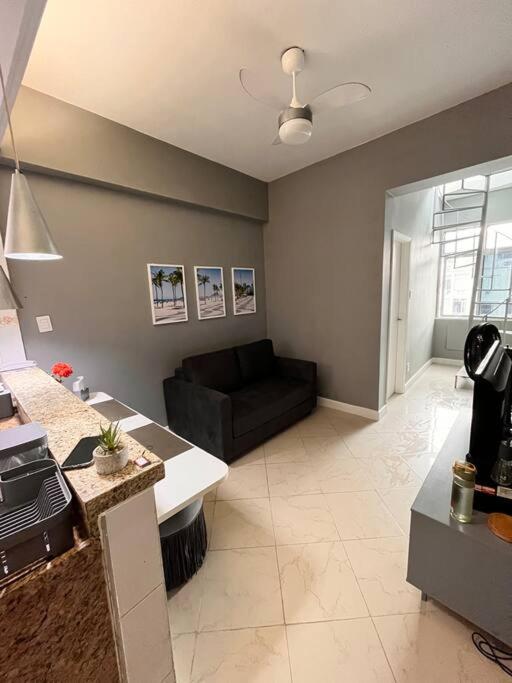 Duplex Beach Copacabana Com Deck Com Chuveiro Apartamento *